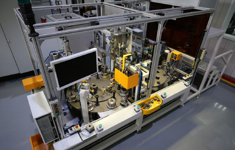 Intelligent Automated Assembly Equipment - Differential upper assembly line