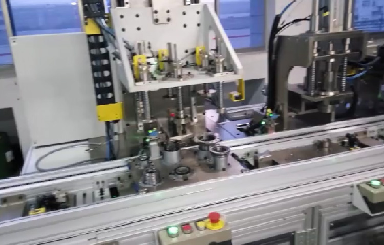 Intelligent Automated Assembly Equipment - Clutch separation cylinder automatic 