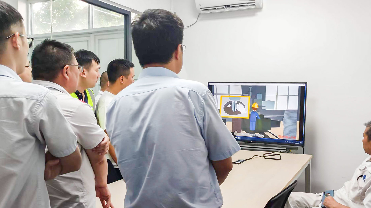 智能信息装备事业部川沙工厂开展安全培训系列活动